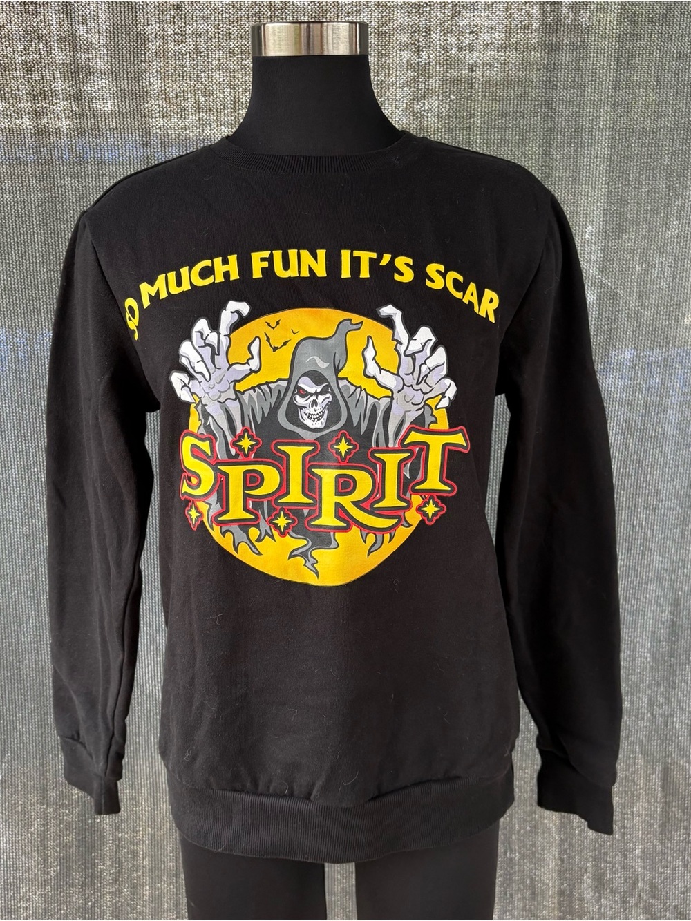 Spirit Halloween So Much Fun It’s Scary Reaper Crewneck Sweatshirt Size Small